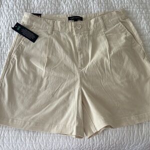 4 pairs of new size 10 women’s shorts